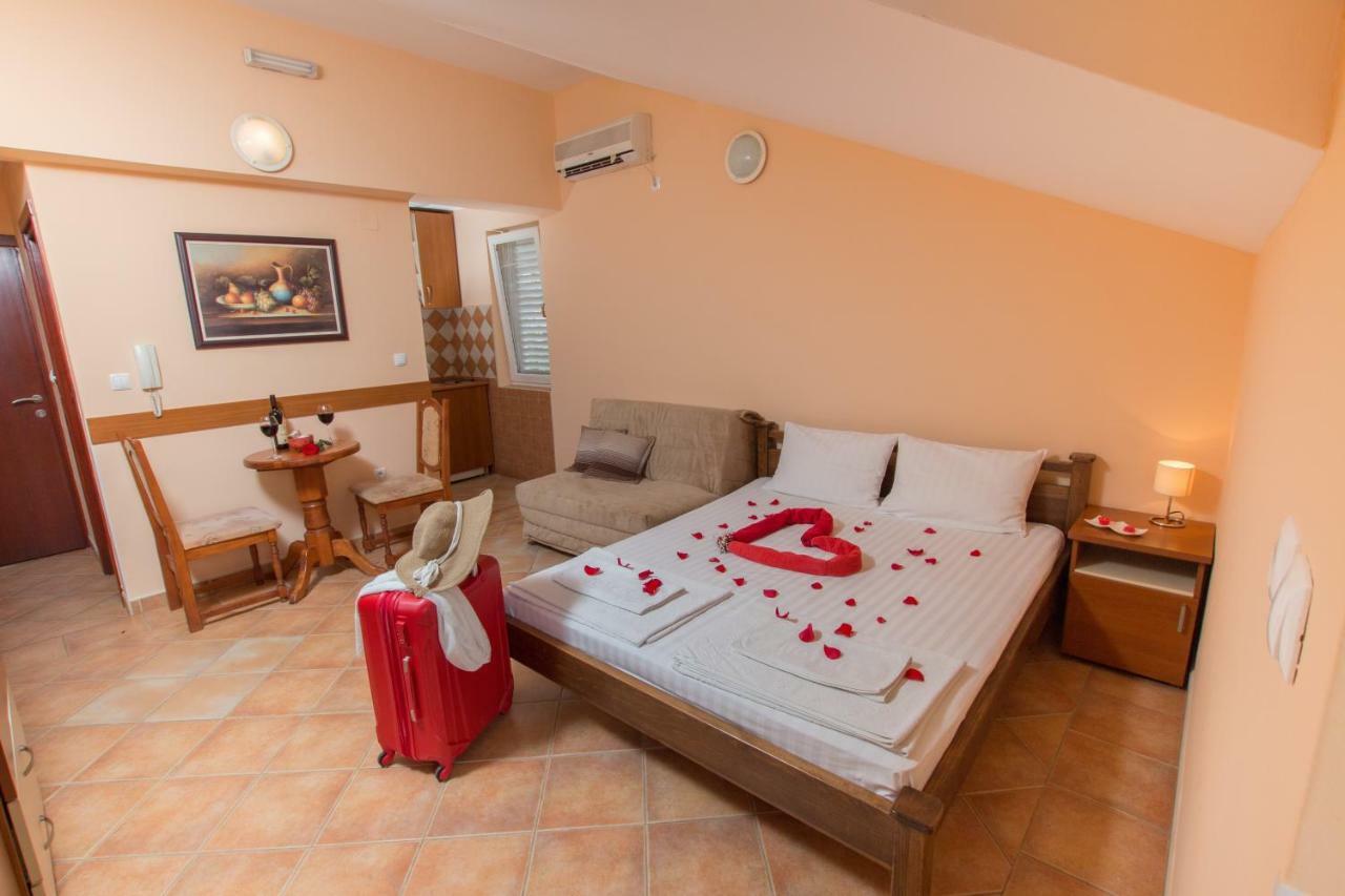 Adzic Apartments 부드바 외부 사진